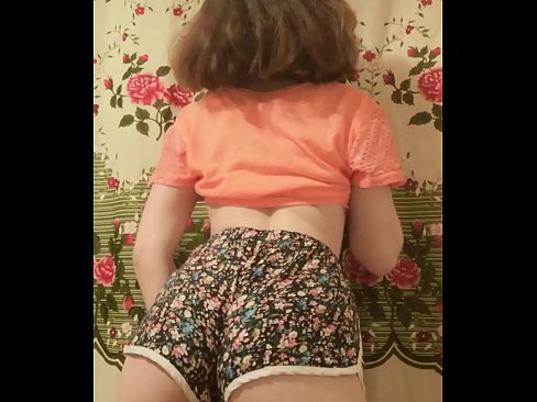 ❤️ Սեքսուալ երիտասարդ փոքրիկը տեսախցիկի առաջ մերկացել է շորտը ️❌ Կենդանի վիդեո hy.higlass.ru%-ով ️❤